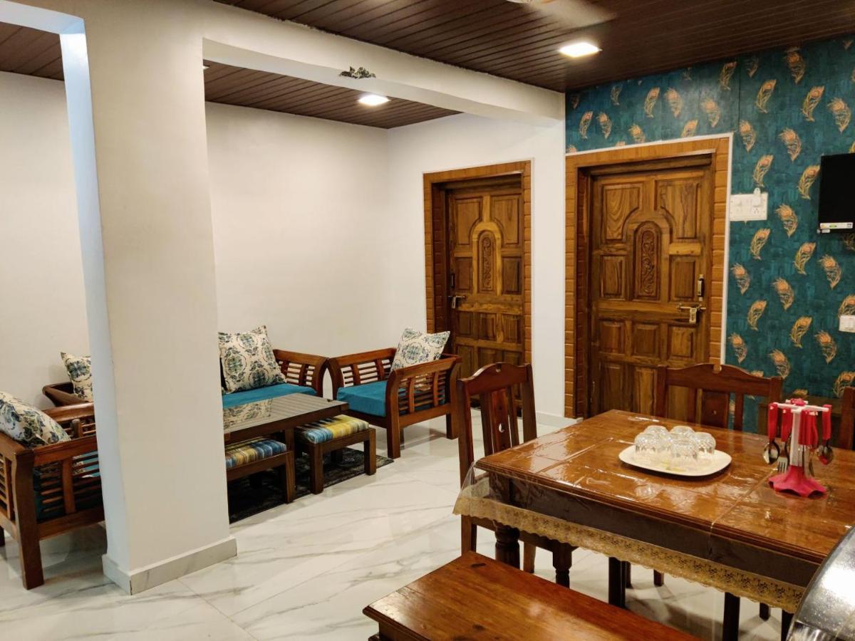 Whitehouse Homestay By Oxystays Hospitality 阿里巴格 外观 照片