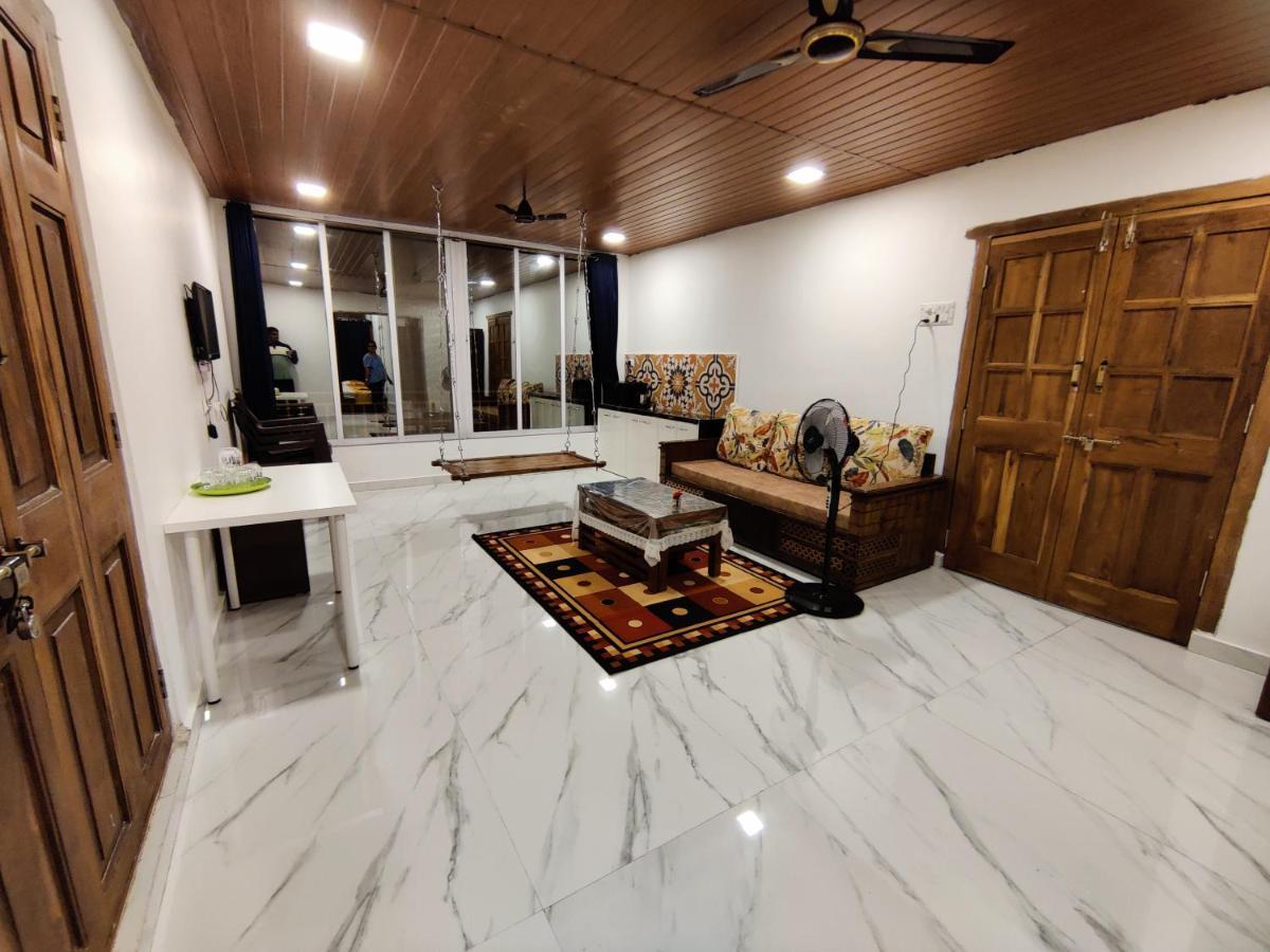 Whitehouse Homestay By Oxystays Hospitality 阿里巴格 外观 照片