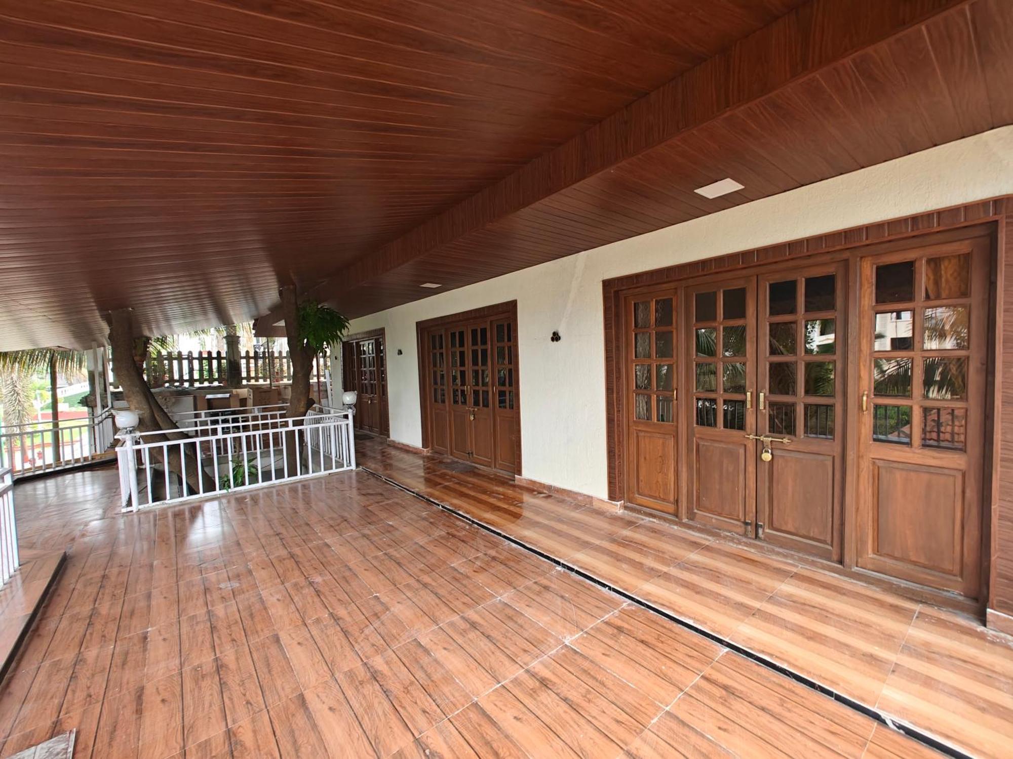 Whitehouse Homestay By Oxystays Hospitality 阿里巴格 客房 照片